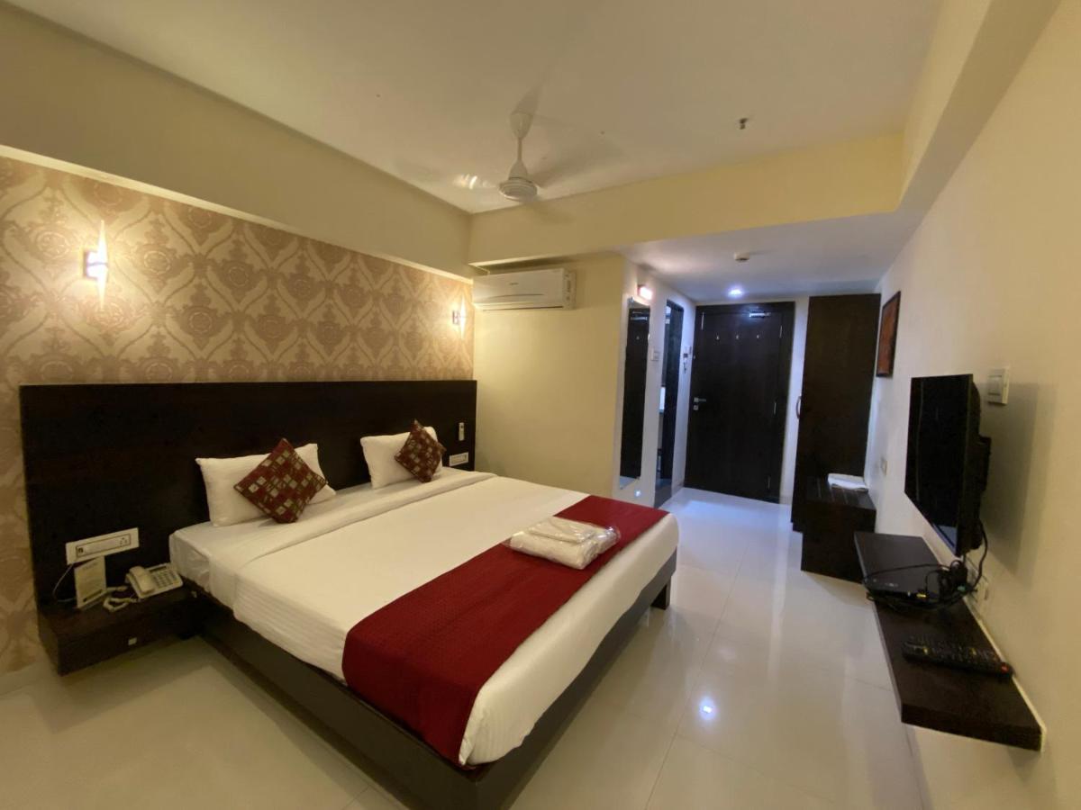 Hotel Singh'S By Wb Inn, Vashi, Navi Mumbai Zewnętrze zdjęcie