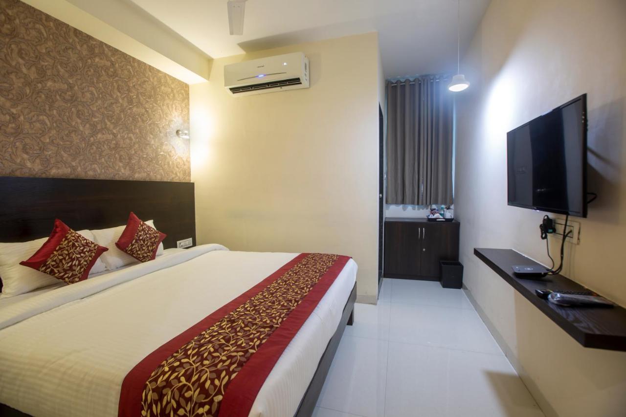 Hotel Singh'S By Wb Inn, Vashi, Navi Mumbai Zewnętrze zdjęcie