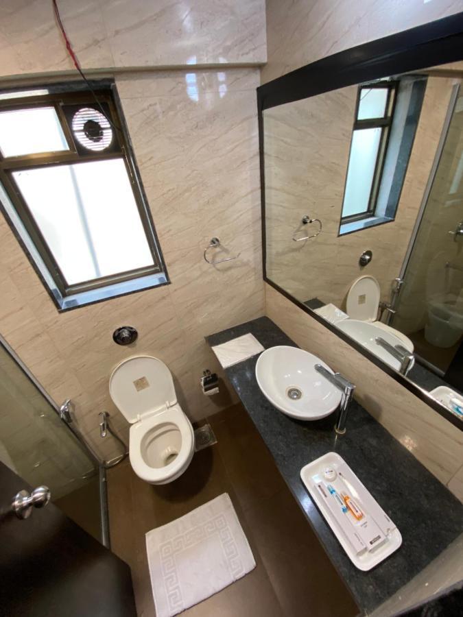 Hotel Singh'S By Wb Inn, Vashi, Navi Mumbai Zewnętrze zdjęcie