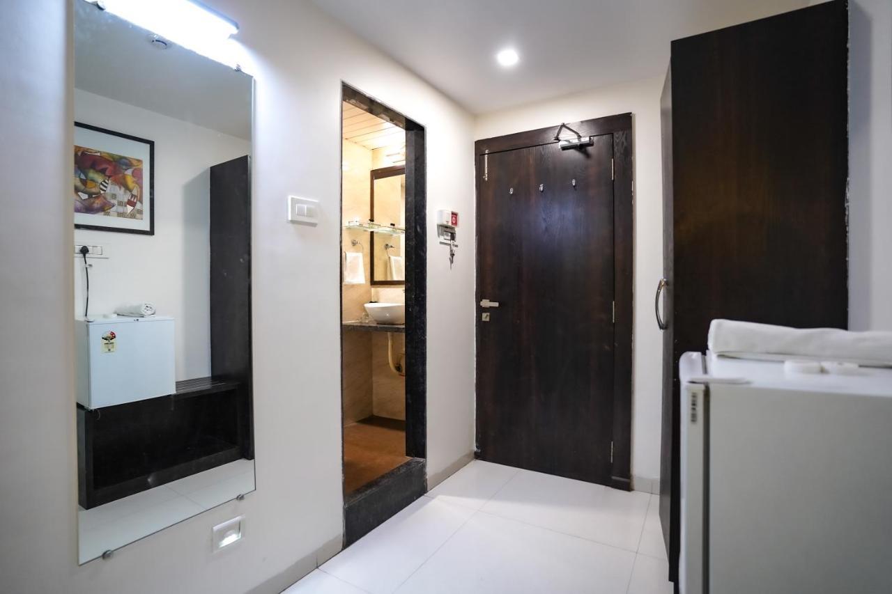 Hotel Singh'S By Wb Inn, Vashi, Navi Mumbai Zewnętrze zdjęcie