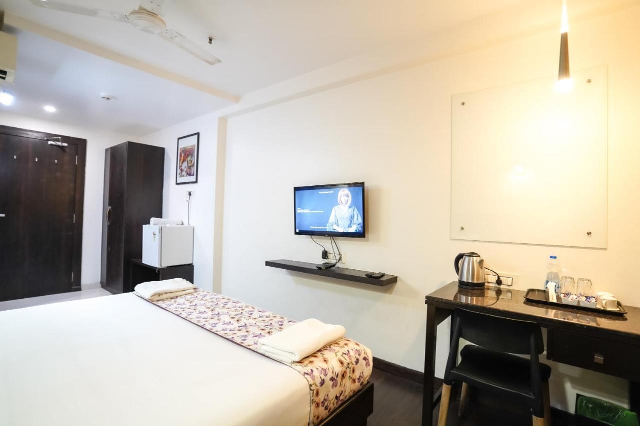 Hotel Singh'S By Wb Inn, Vashi, Navi Mumbai Zewnętrze zdjęcie